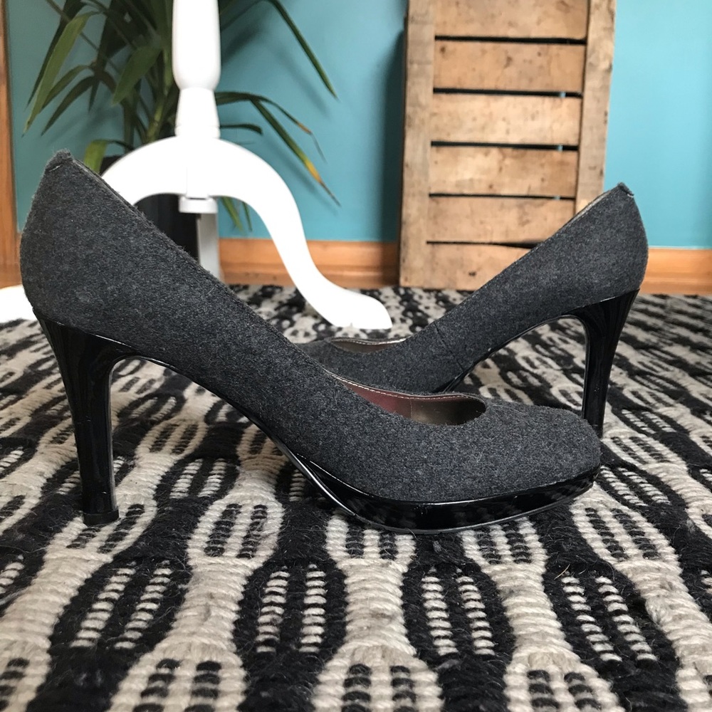 Grey Felt Pumps